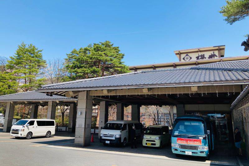 【GW期間／5月2日～5月5日】湯畑シャトルバス運行◆時間変更のお知らせ